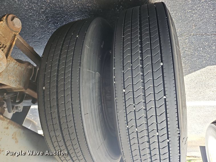 image for item OK9848 1988 Sunshine tank trailer