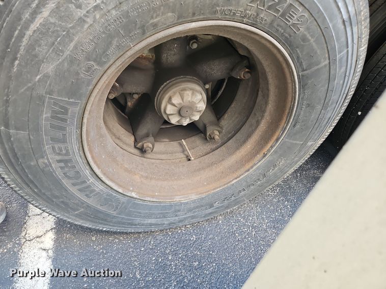 image for item OK9848 1988 Sunshine tank trailer