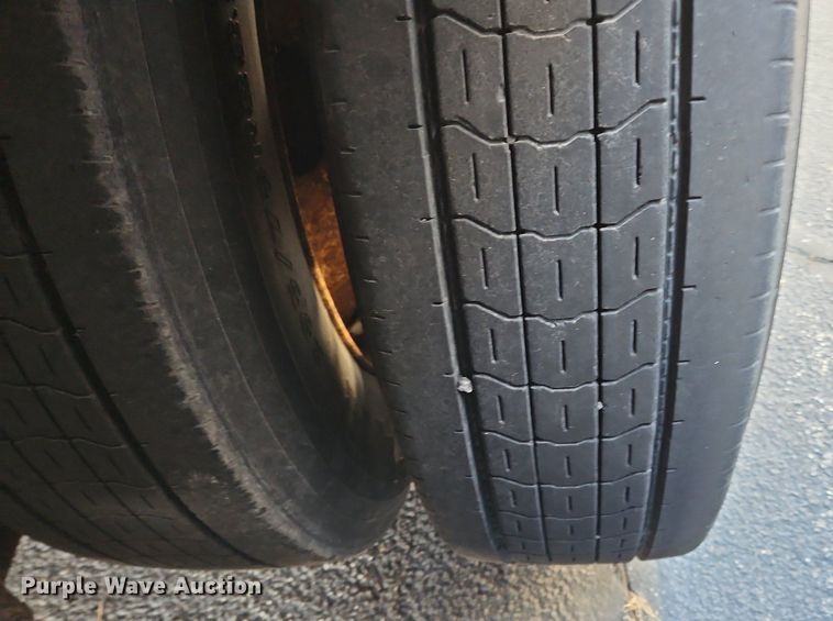 image for item OK9849 2007 Great Dane dry van trailer