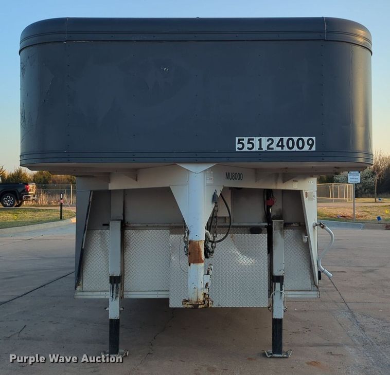 image for item OL9258 2011 CM enclosed cargo trailer