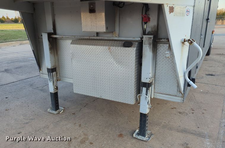 image for item OL9258 2011 CM enclosed cargo trailer