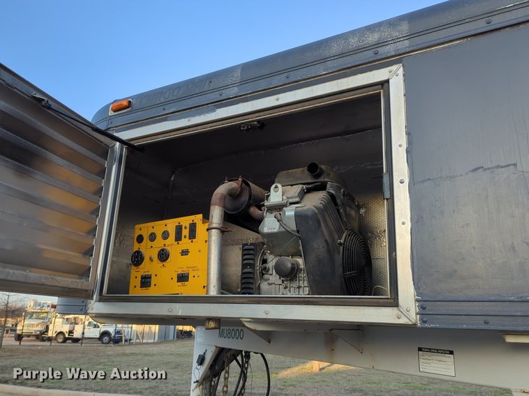 image for item OL9258 2011 CM enclosed cargo trailer