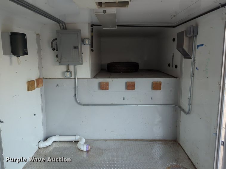 image for item OL9258 2011 CM enclosed cargo trailer