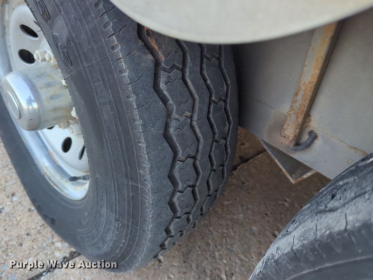 image for item OL9258 2011 CM enclosed cargo trailer