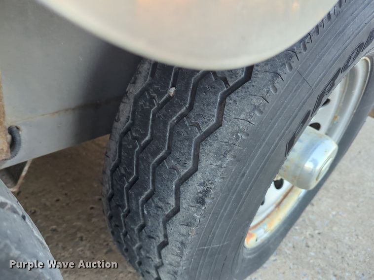 image for item OL9258 2011 CM enclosed cargo trailer