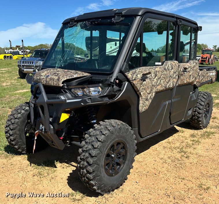 image for item OM9493 2023 Can-Am Defender Max Limited  utility vehicle