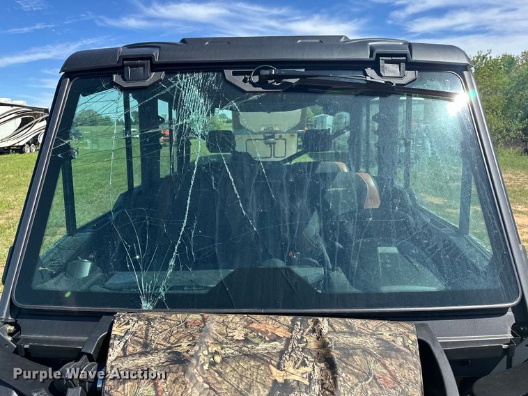 image for item OM9493 2023 Can-Am Defender Max Limited  utility vehicle