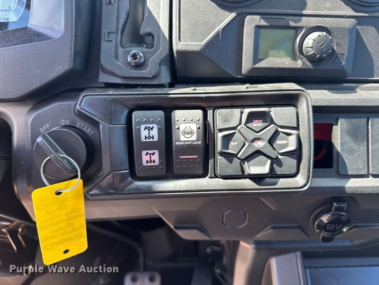 image for item OM9493 2023 Can-Am Defender Max Limited  utility vehicle