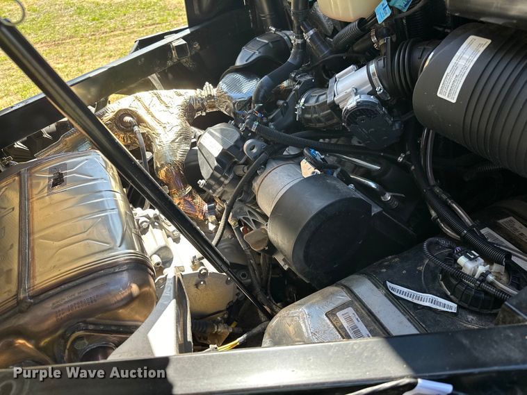 image for item OM9493 2023 Can-Am Defender Max Limited  utility vehicle