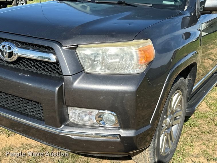 image for item OM9495 2013 Toyota  4Runner Limited SUV