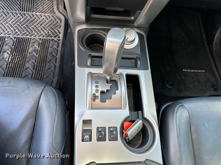 image for item OM9495 2013 Toyota  4Runner Limited SUV