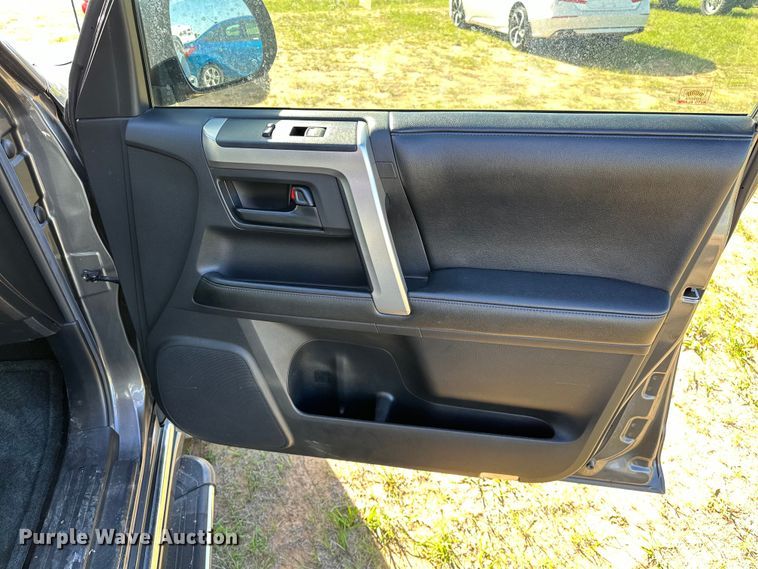 image for item OM9495 2013 Toyota  4Runner Limited SUV