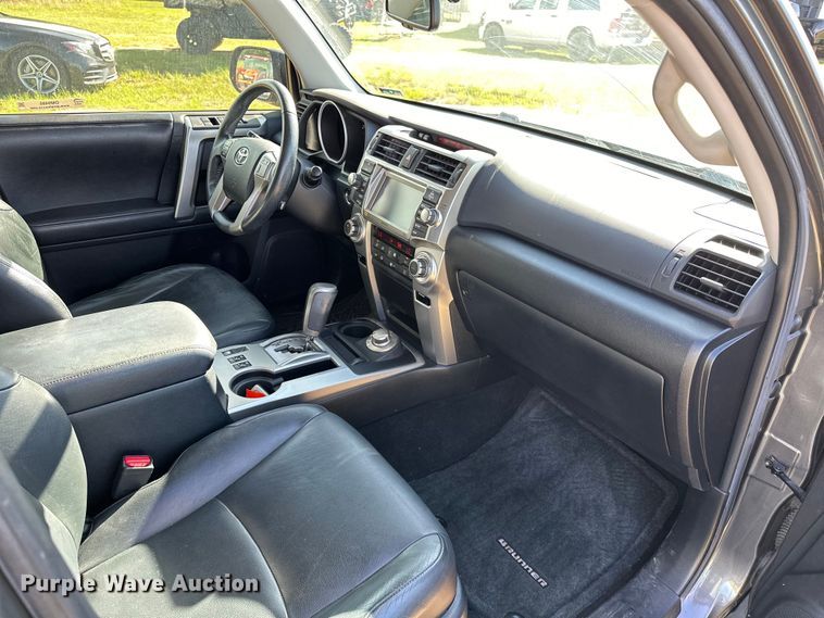 image for item OM9495 2013 Toyota  4Runner Limited SUV