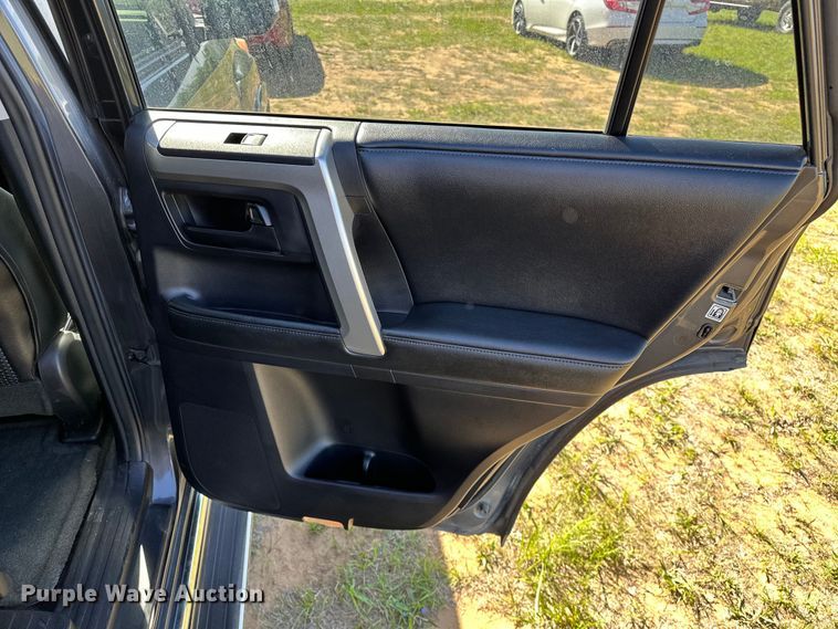 image for item OM9495 2013 Toyota  4Runner Limited SUV