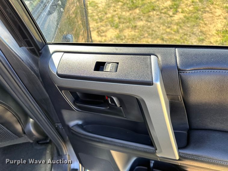 image for item OM9495 2013 Toyota  4Runner Limited SUV