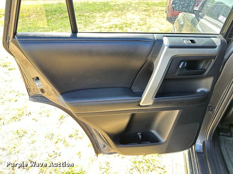 image for item OM9495 2013 Toyota  4Runner Limited SUV