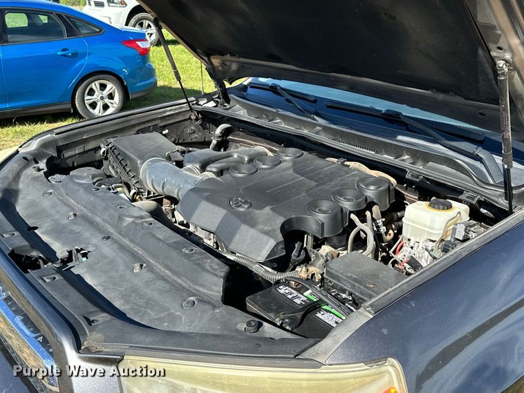 image for item OM9495 2013 Toyota  4Runner Limited SUV