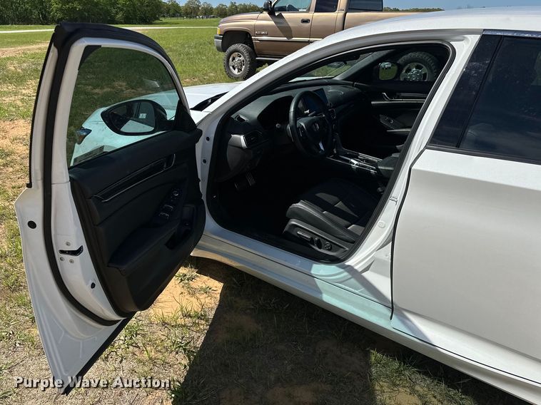 image for item OM9497 2022 Honda Accord 