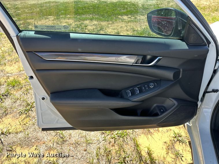 image for item OM9497 2022 Honda Accord 