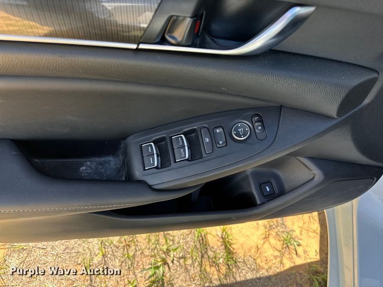 image for item OM9497 2022 Honda Accord 