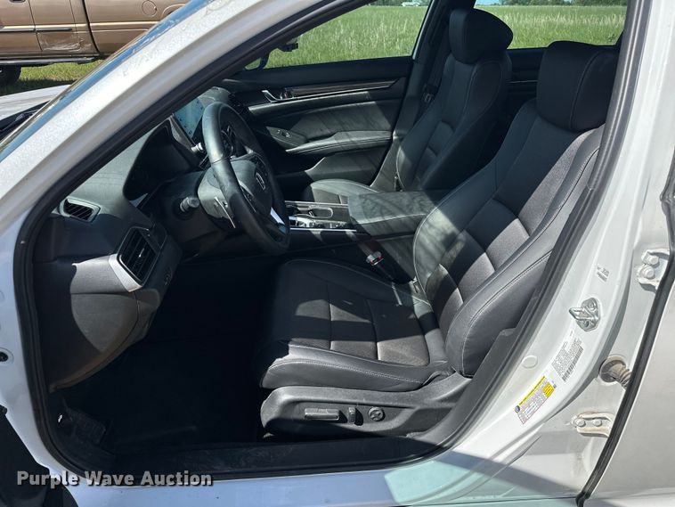 image for item OM9497 2022 Honda Accord 