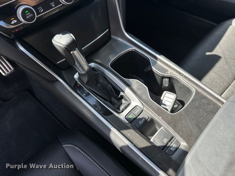 image for item OM9497 2022 Honda Accord 