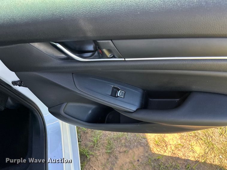 image for item OM9497 2022 Honda Accord 