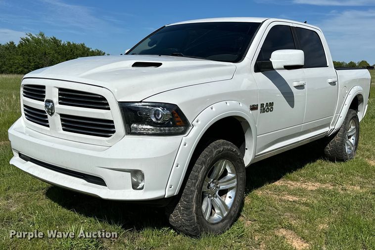 image for item OM9499 2016 Dodge Ram 1500 Crew Cab pickup truck