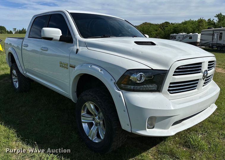 image for item OM9499 2016 Dodge Ram 1500 Crew Cab pickup truck