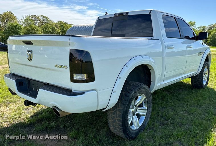 image for item OM9499 2016 Dodge Ram 1500 Crew Cab pickup truck