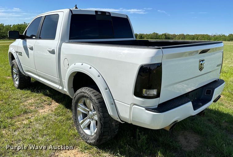 image for item OM9499 2016 Dodge Ram 1500 Crew Cab pickup truck