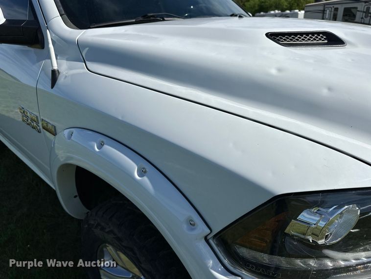 image for item OM9499 2016 Dodge Ram 1500 Crew Cab pickup truck