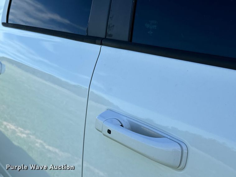 image for item OM9499 2016 Dodge Ram 1500 Crew Cab pickup truck