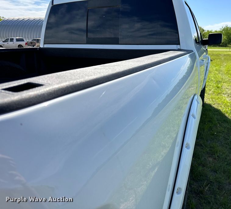image for item OM9499 2016 Dodge Ram 1500 Crew Cab pickup truck