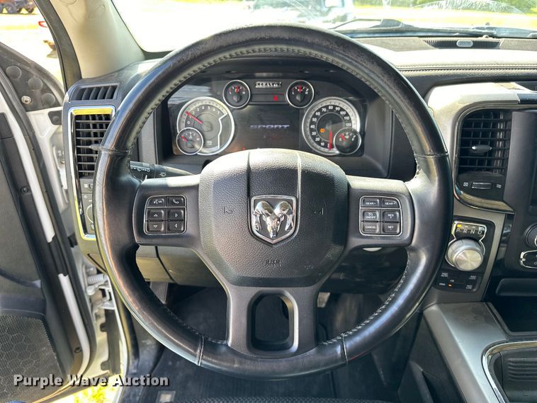 image for item OM9499 2016 Dodge Ram 1500 Crew Cab pickup truck