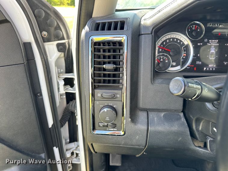 image for item OM9499 2016 Dodge Ram 1500 Crew Cab pickup truck