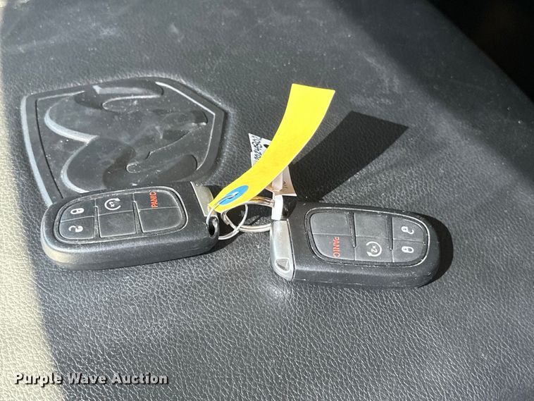 image for item OM9499 2016 Dodge Ram 1500 Crew Cab pickup truck