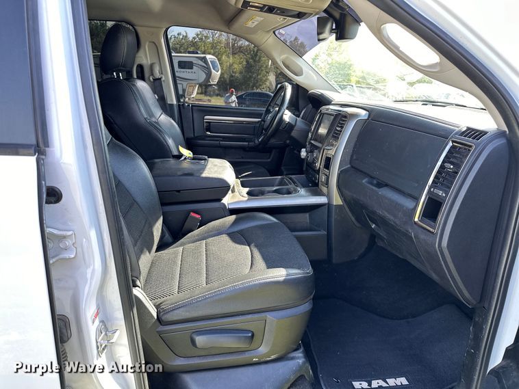 image for item OM9499 2016 Dodge Ram 1500 Crew Cab pickup truck