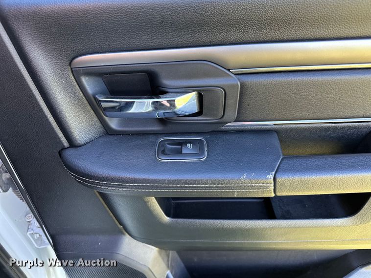 image for item OM9499 2016 Dodge Ram 1500 Crew Cab pickup truck