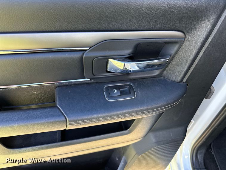 image for item OM9499 2016 Dodge Ram 1500 Crew Cab pickup truck