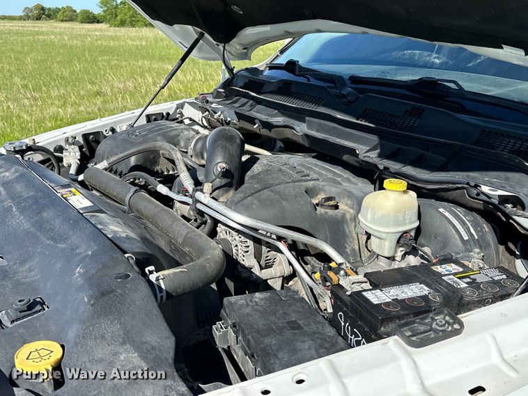 image for item OM9499 2016 Dodge Ram 1500 Crew Cab pickup truck