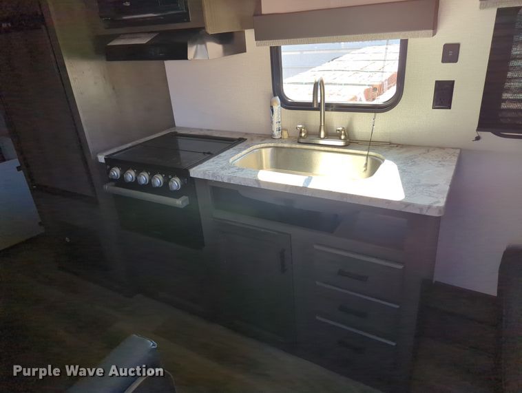 image for item OM9956 2021 Starcraft  Autumn Ridge  camper