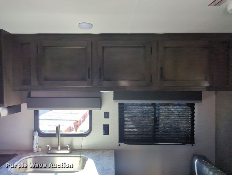 image for item OM9956 2021 Starcraft  Autumn Ridge  camper