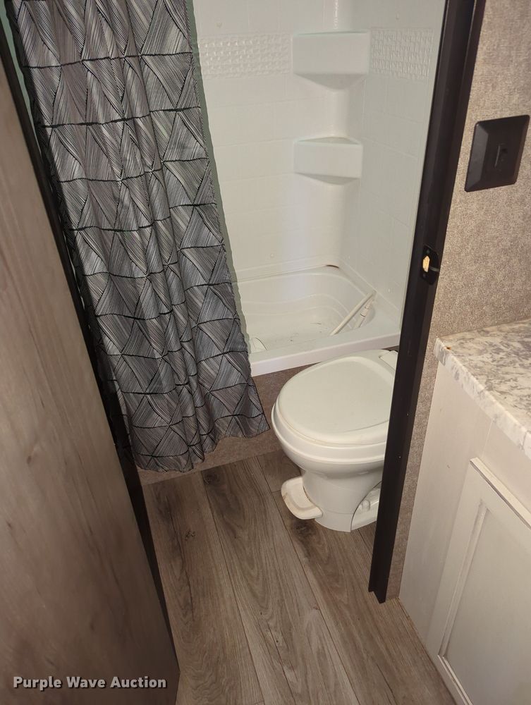 image for item OM9956 2021 Starcraft  Autumn Ridge  camper