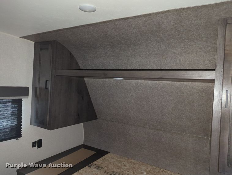 image for item OM9956 2021 Starcraft  Autumn Ridge  camper