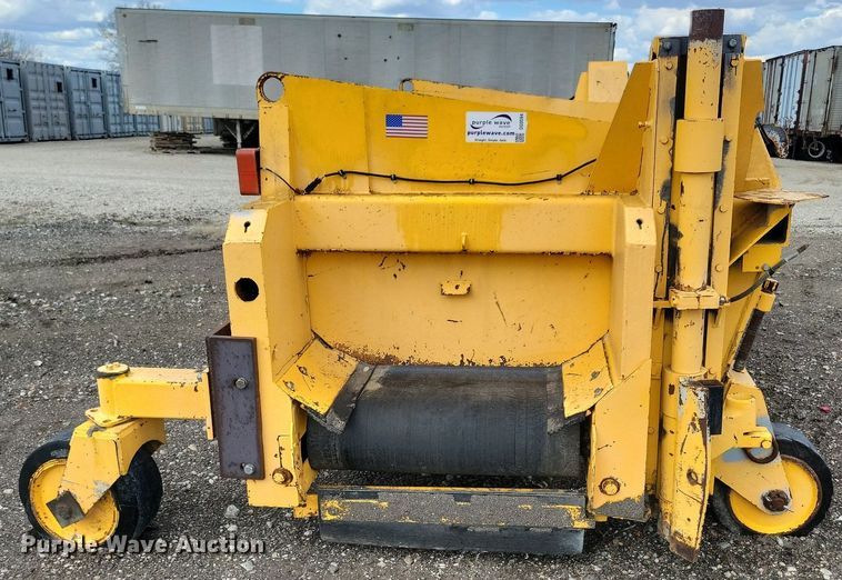 image for item DG0594 Road widener