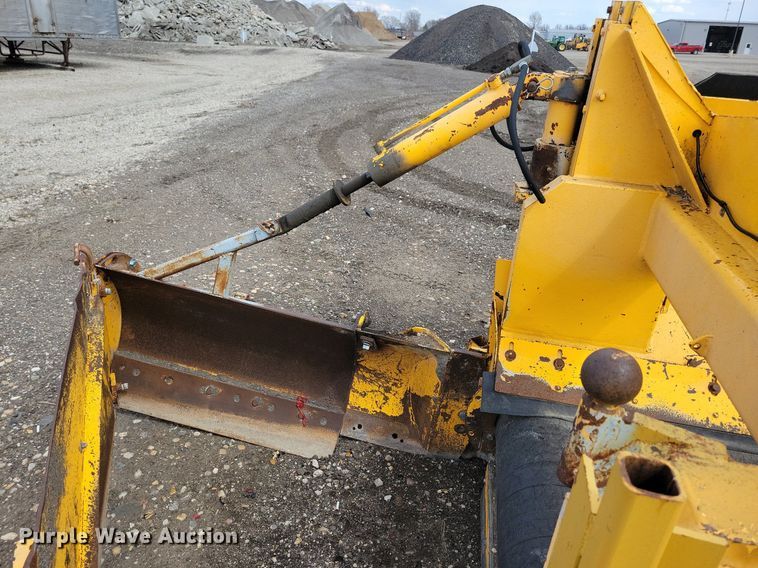 image for item DG0594 Road widener