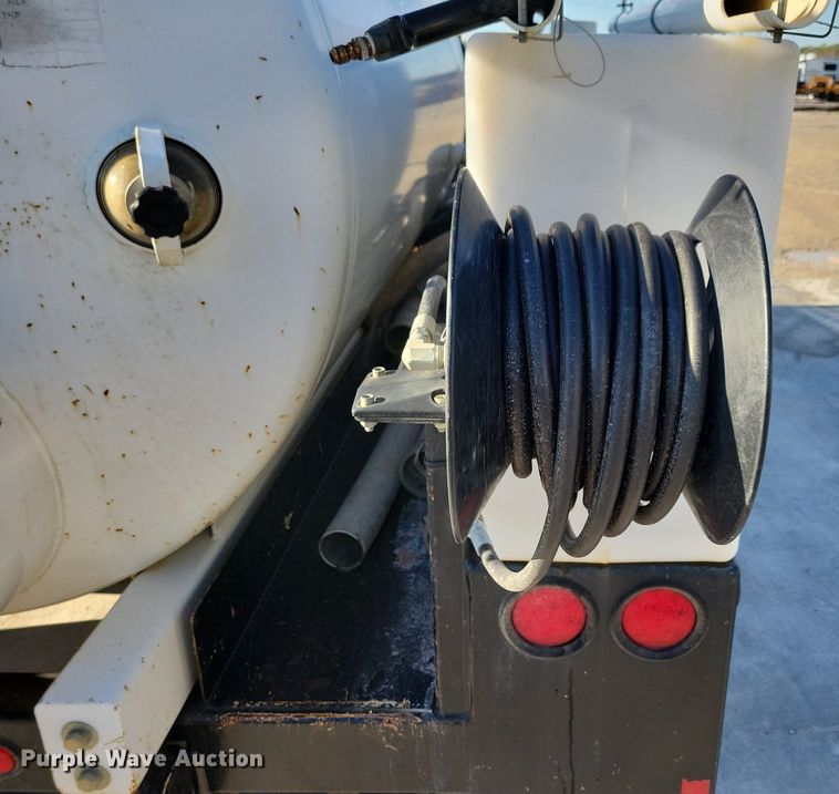 image for item DG0597 2017 Vac Star 800 DT vacuum excavator