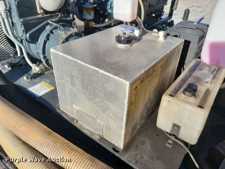 image for item DG0597 2017 Vac Star 800 DT vacuum excavator