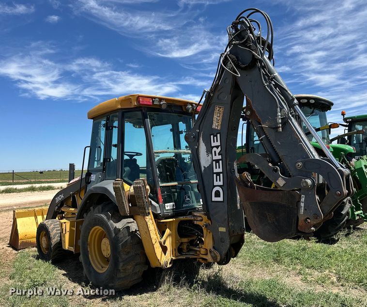 image for item DG4367 2011 John Deere 310J backhoe